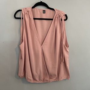 Plus - V-neck Tank Top - 4X